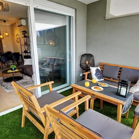Daire Luxury 4seasons With Garage