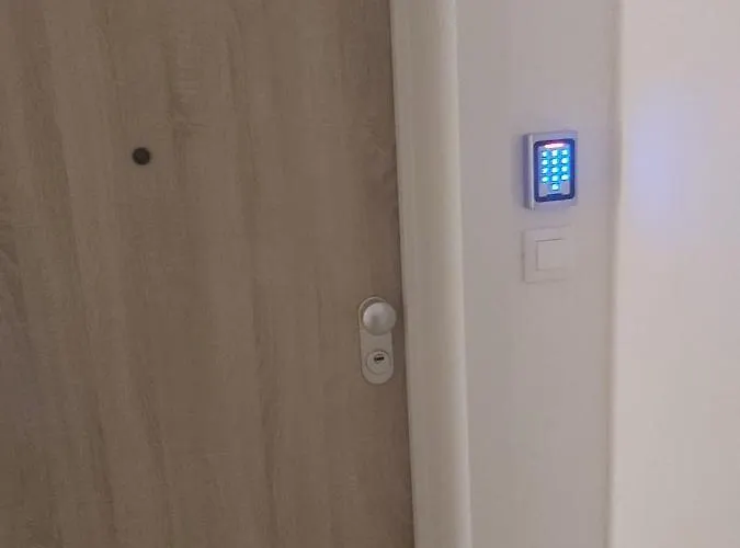 Luxury 4seasons With Garage شقة